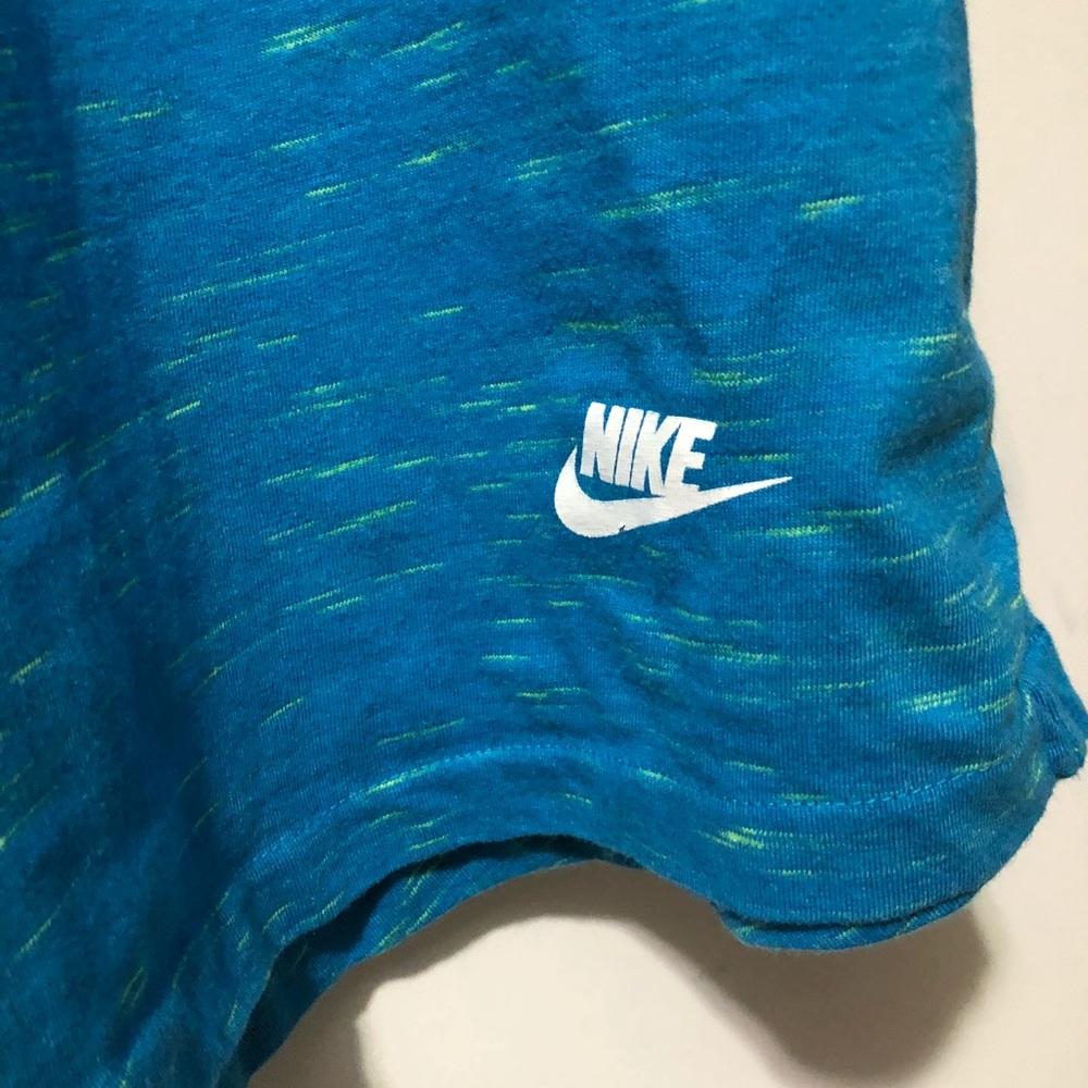 T-shirt - Picture 4 of 5